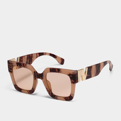 Kdomix W68242 Square-frame Stylish Sunglasses